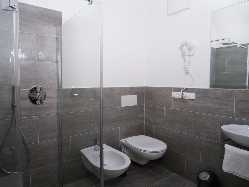 Stay Cooper L Guesthouse 37 Bolzano Exterior photo